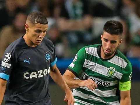 Newcastle tranh mua sao Sporting với M.U