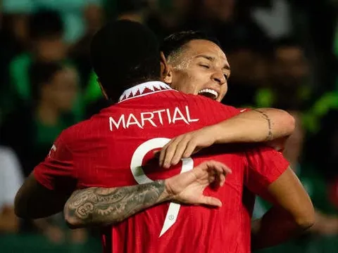 Man Utd mất 3 cầu thủ cho cuộc đụng độ với Barca