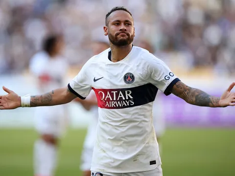 NÓNG! Neymar chốt hợp đồng 2 năm, mức lương cực khủng