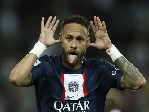 HLV PSG tiết lộ sự thay đổi chóng mặt của Neymar