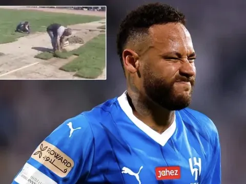 Neymar bị sốc trước mặt sân khó tin của CLB Iran
