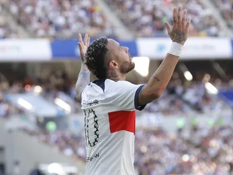 "Ma thuật" của Neymar giúp PSG tìm lại chiến thắng