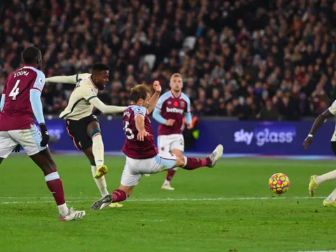 Ngả mũ trước David Moyes, hung thần của Liverpool xuất hiện
