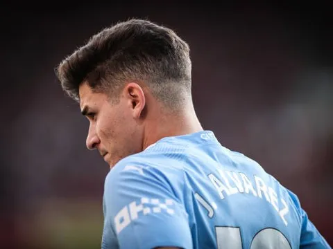 Nghịch lý Julian Alvarez