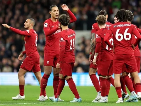 Klopp nâng tầm nhân tố X hành hạ Tottenham