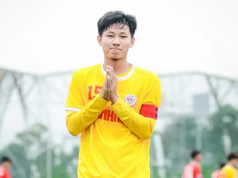 Cựu cầu thủ SLNA bị đột quỵ ở Nhật đã về Việt Nam