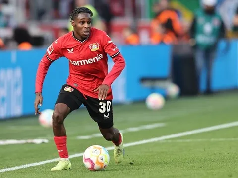 Ngôi sao đóng góp 17 bàn lên tiếng khi được Man Utd quan tâm