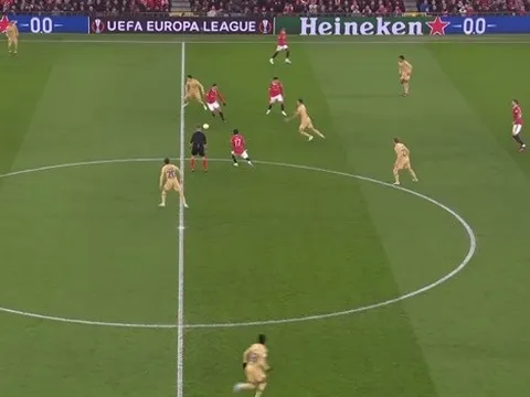 Ngôi sao Man Utd cân tất, Ten Hag hài lòng vì sở hữu báu vật toàn diện