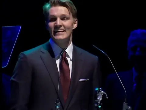 Người Arsenal chiếm trọn sân khấu tại London Football Awards