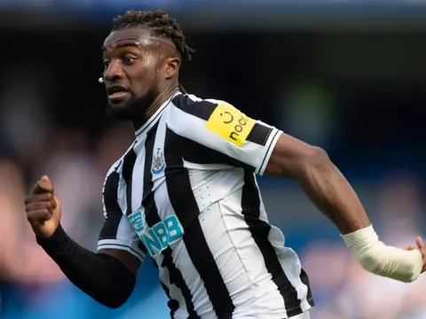 Người cũ Arsenal buồn vì Saint-Maximin rời Newcastle