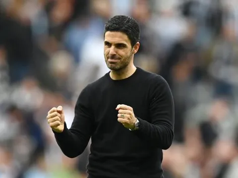 Người cũ chỉ ra chân sút hoàn hảo cho Arsenal