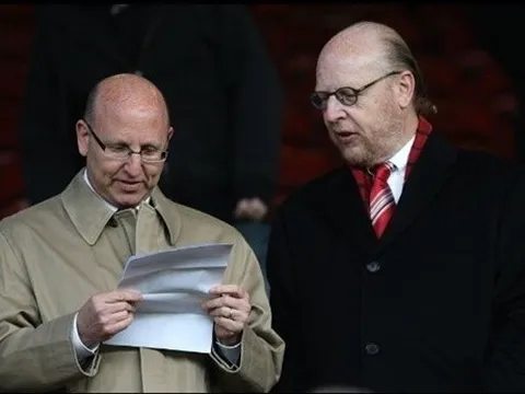 Người hâm mộ Man Utd không khoan nhượng với nhà Glazer