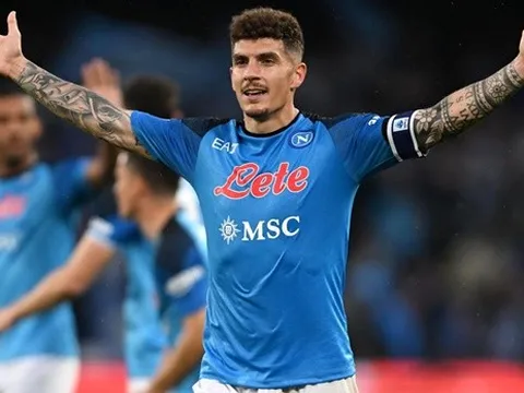 Người hùng thầm lặng ở Napoli