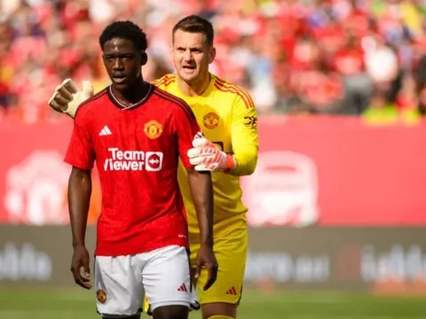 Người thắng, kẻ thua sau chuyến du đấu mùa hè của Man United