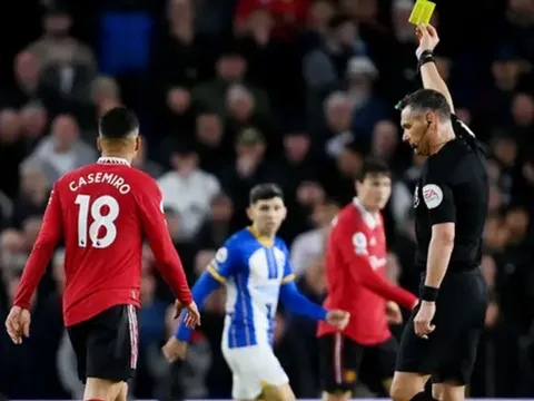 Người thắng kẻ thua sau trận Brighton 1-0 MU