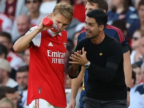 Odegaard thăng hoa thể hiện tầm nhìn hơn người của Arteta