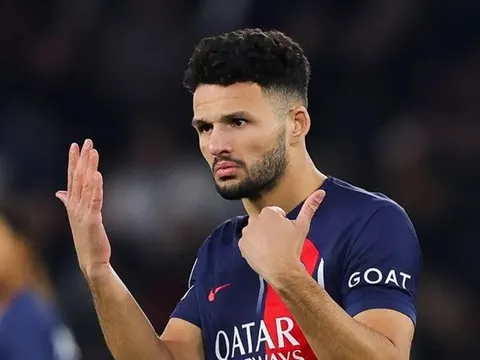 Nhận thấy biến động hàng thủ, Arsenal cần tránh "bom xịt" PSG