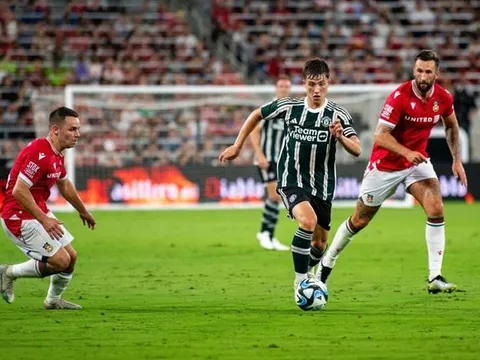 Nhận thẻ đỏ, "Bruno đệ nhị" vẫn ghi điểm trong mắt Ten Hag