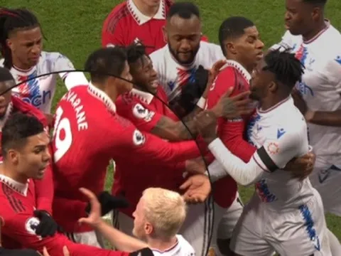 Nhận thẻ đỏ, Casemiro được minh oan