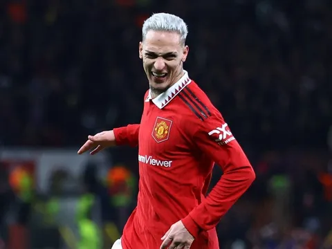 Nhân tố Brazil giúp MU khuất phục Barca