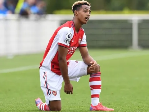 NHM Arsenal nhìn thấy một Saka và Smith Rowe mới