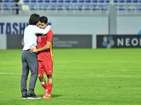 HLV Gong Oh-kyun trở lại Việt Nam?; Văn Toàn báo tin vui