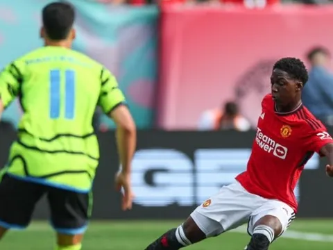 Những gạch nối cho tương lai của Man United