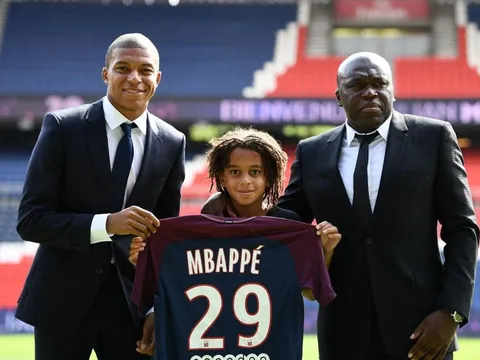 Những người có ảnh hưởng đến quyết định tương lai của Mbappe