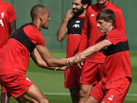 Những sao trẻ có thể đột phá cho Liverpool năm 2021: 'Robbie Fowler mới', trò cưng của Klopp