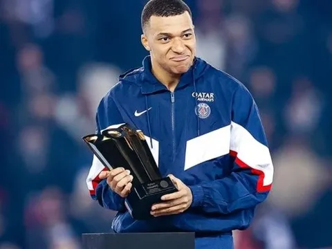 Khoảnh khắc trọng đại của Mbappe