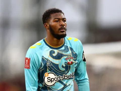 "Cậu ấy vẫn còn cơ hội ở Arsenal"