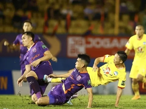 Vắng Công Phượng, Văn Toàn, HAGL thăng hoa hơn?