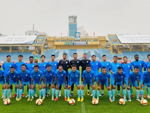 Nợ lương, chưa trả tiền thưởng, CLB Việt Nam giải quyết sự tình