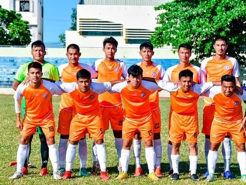 Nợ lương, chưa trả tiền thưởng, CLB Việt Nam nêu rõ lý do