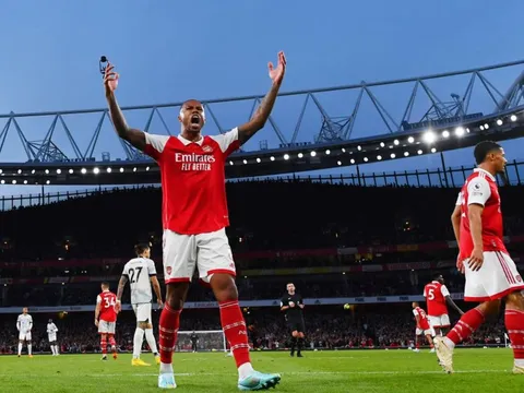 NÓNG! Arsenal từ chối thoả thuận 200 triệu bán đứt cầu thủ