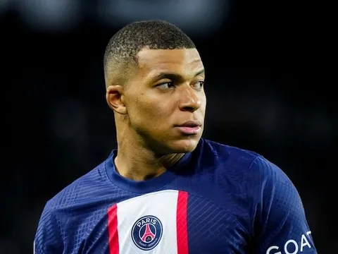 Gia đình Mbappe gật đầu với đề xuất khủng từ Ả Rập