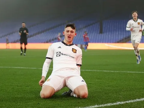 Sao mai Man Utd đến Leicester thử việc