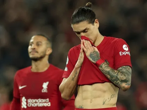 Nunez đừng trở thành thương vụ tệ hại của Liverpool