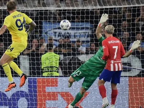 Làm tung lưới Atletico, thủ môn được so sánh với Haaland
