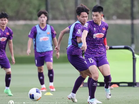 "Ở V-League, các đội sợ rớt hạng thì sao dám dùng cầu thủ trẻ"