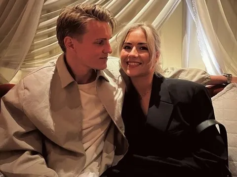 Odegaard và Saka gây chú ý trong kỳ nghỉ