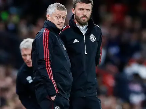 'Sa thải Solskjaer có thể giúp M.U kiếm được 42,5 triệu bảng'