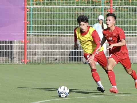 Olympic Việt Nam tổn thất lực lượng trước Iran