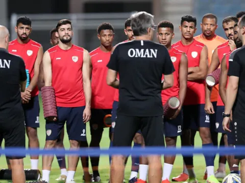 Oman nhận cú hích lực lượng trước trận gặp ĐT Việt Nam