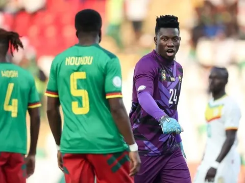 Onana "hóa tượng" trong 2 bàn thua của Cameroon