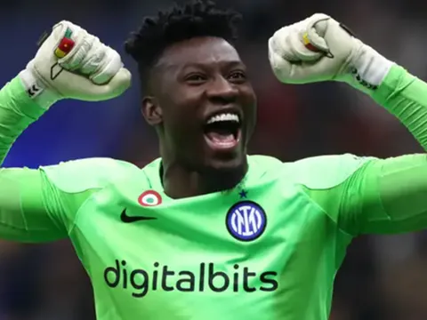 Chelsea theo đuổi, thủ môn dự chung kết C1 lên tiếng