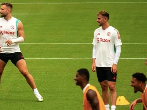 Viện binh trở lại, Onana liền kết thân ở buổi tập của Man Utd