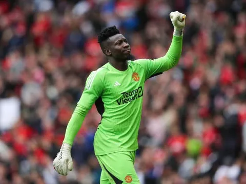 Khoảnh khắc cho thấy sự khác biệt giữa Onana và De Gea
