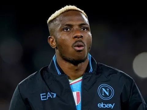 Osimhen hé lộ về khả năng sang Anh thi đấu