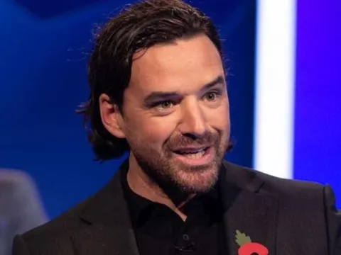 Owen Hargreaves cảnh báo Bayern về 2 cầu thủ nguy hiểm của Man United